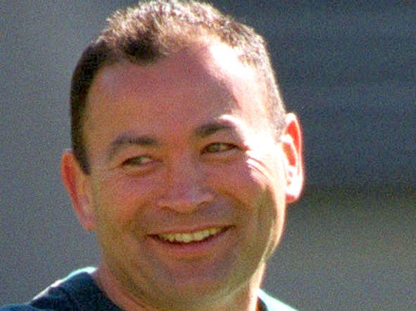 Rugby coach Eddie Jones during Australian training session at Gabba, Brisbane 26 Jul 2002. p/