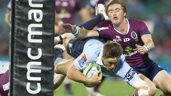 Alex Newsome of the Waratahs scores during the Round 4 Super Rugby match between the NSW Waratahs and the Queensland Reds at the SCG in Sydney, Saturday, March 9, 2019. (AAP Image/Craig Golding) NO ARCHIVING, EDITORIAL USE ONLY