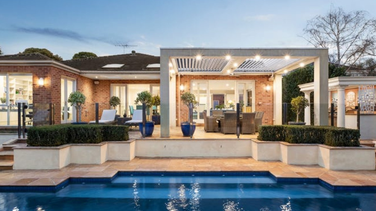 Melb Tuscan-style paradise fetches $5m+ price