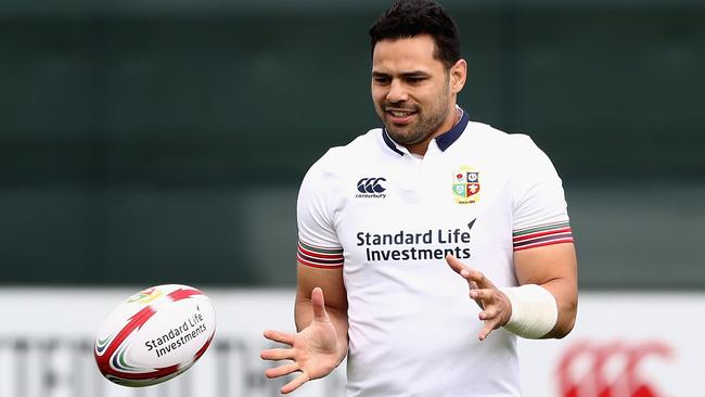 Ben Te'o has been named at inside centre for the Lions’ first tour match.