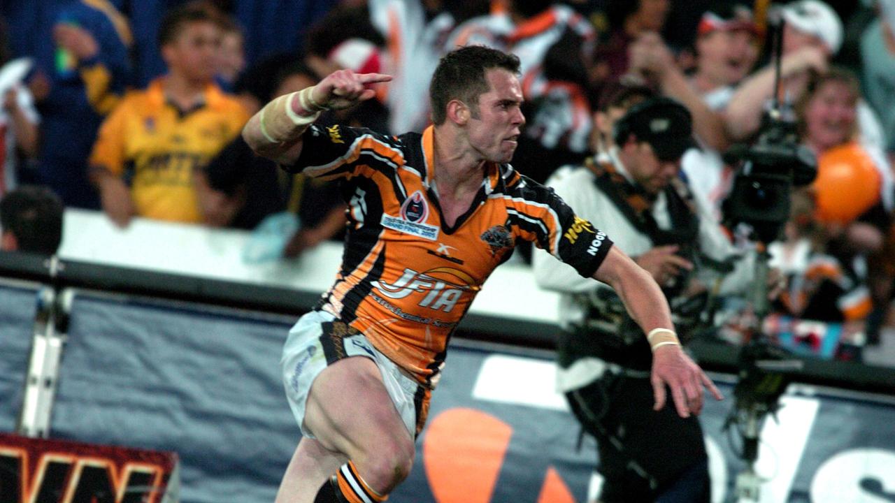 Pat Richards celebrates after scoring a try in the 2005 grand final.