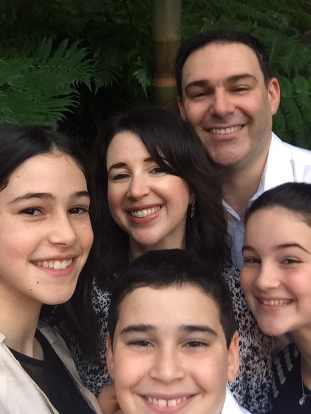Ramona Freedman with her husband Oliver and children Leila, Asher and Samara.
