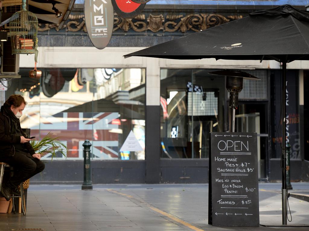 A usually bustling eatery lane is all but deserted. Picture: NCA NewsWire/Andrew Henshaw