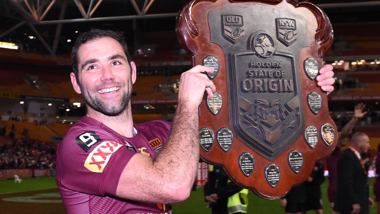 Maroons legend Cameron Smith would interested in joining the Queensland coaching staff next year. Picture: AAP Image/Dave Hunt