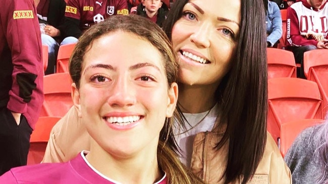 Mother and daughter – Melinda and Tavarna Papalii after last year's historic schoolgirls win.