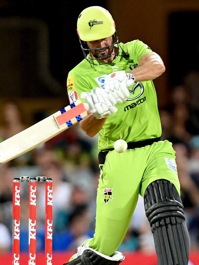 Ben Cutting launches for Sydney Thunder.