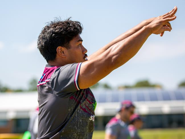 Queensland Reds hooker Alex Mafi trains in Johannesburg. Picture: QRU / Tom Mitchell