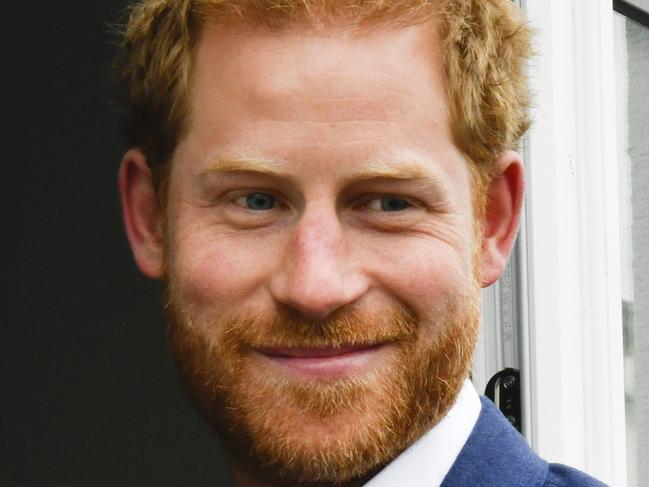 MANCHESTER, ENGLAND - SEPTEMBER 04:  Prince Harry during a visit to the Walking With The Wounded hub  on Canada Street, which helps ex-service personnel to make the transition into civilian life on September 4, 2017 in Manchester, England. (Photo by Arthur Edwards - Pool/Getty Images)