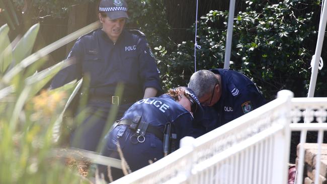 Police start a new dig on 2 Gilwinga Dr, Bayview looking for the remains of Lynette Dawson. Picture John Grainger.