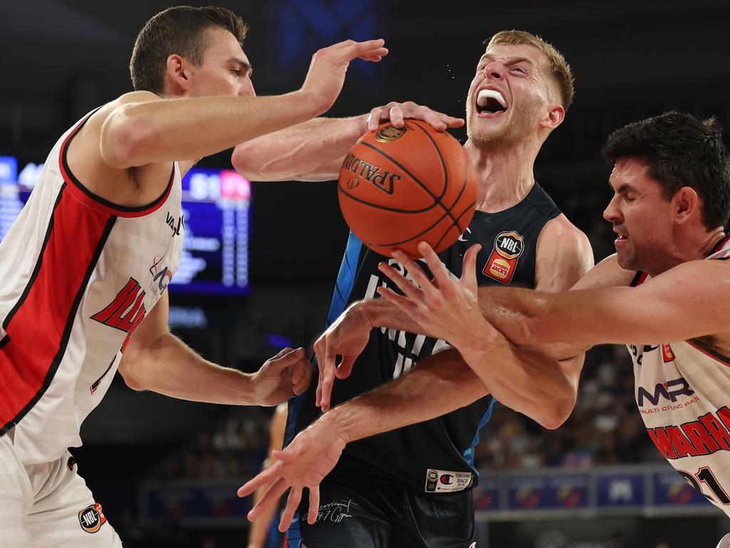 Melbourne United and Illawarra Hawks face off in game 5 of the NBL championship series on Sunday. Picture: Getty Images