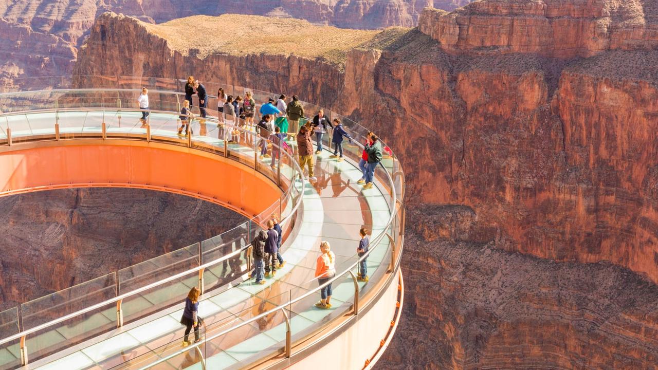 Man falls to death at Grand Canyon Skywalk | news.com.au — Australia’s ...