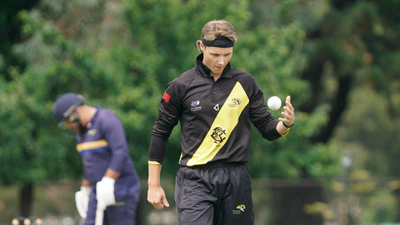 Collingwood cricket recruit Wil Parker stars in VFL debut off half back ...