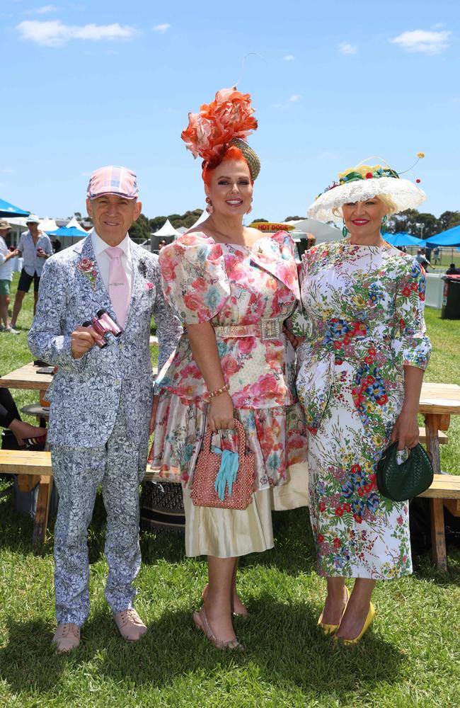 MELBOURNE, AUSTRALIA – DECEMBER 8 2024 Mellisa Ritter, Dahyna heenan and Micheal McAlpine attend the Werribee Cup in Werribee on December 8th, 2024. Picture: Brendan Beckett