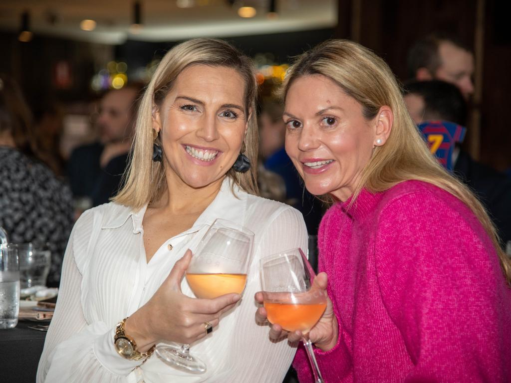 Jody Brady (left) and Maree Parsons enjoy the Downlands Long Lunch at The Rock. August 5th, 2022