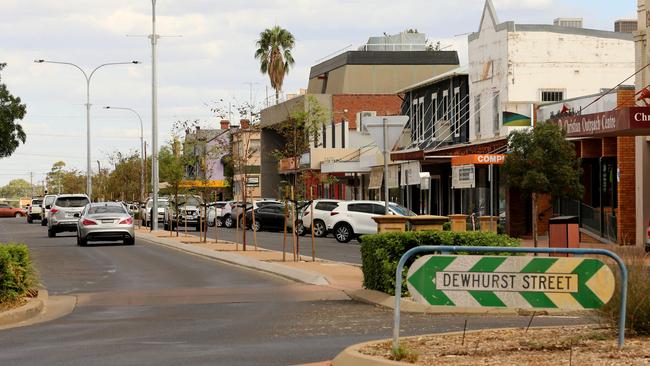 Narrabri’s main street would get a huge boost if the gas project goes ahead. Picture: Nathan Edwards.