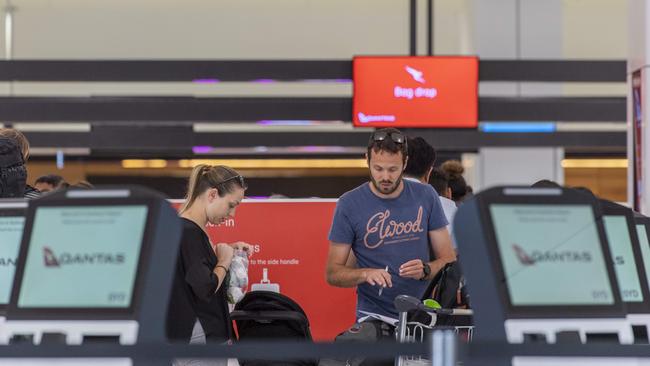 Qantas apologised to customers inconvenienced by the cancellations: Picture: NewsWire / Monique Harmer