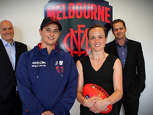 Michelle Cowan (left) will coach Fremantle’s women’s team in 2017.