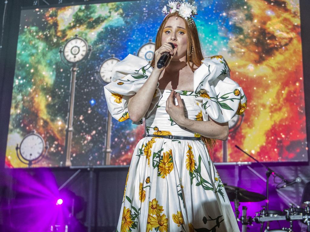 Friday nights headline act Vera Blue performs at the Toowoomba Carnival of Flowers Festival of Food and Wine. Friday, September 9, 2022. Picture: Nev Madsen.