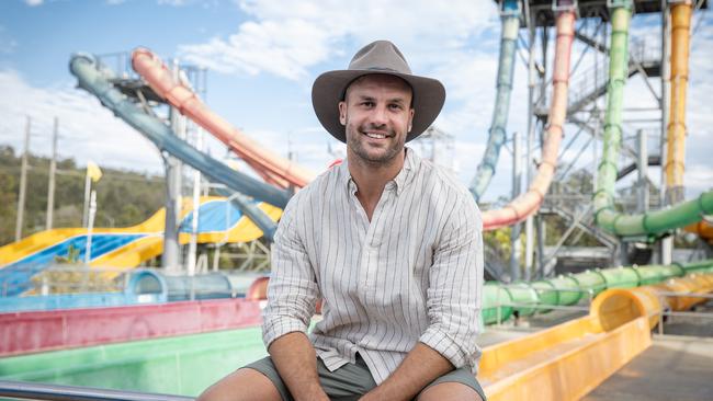 Former NRL star Beau Ryan hosts The Amazing Race Australia.