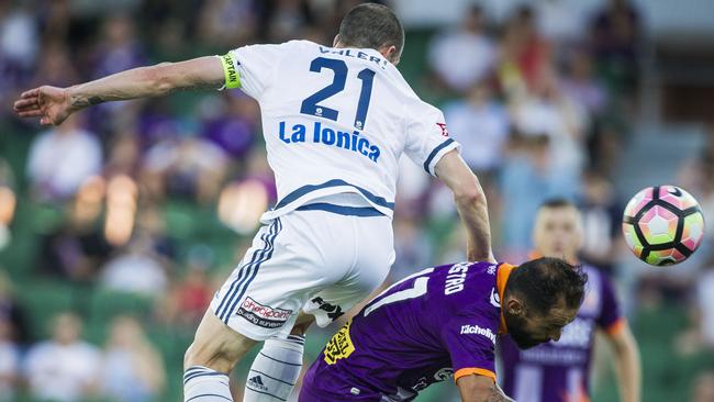 Carl Valeri of the Melbourne Victory and Diego Castro of the Perth Glory during the A-League match between the Perth Glory and the Melbourne Victory at nib Stadium in Perth, on Saturday, Jan. 21, 2017. Glory won the match 2-1.(AAP Image/Tony McDonough NO ARCHIVING, EDITORIAL USE ONLY