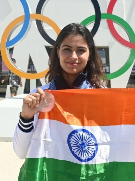 Manu Bhaker was India's flag-bearer at the closing ceremony. Photo: Instagram