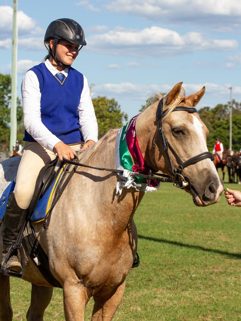 10th place in the PQC State Showjumping Championships 13 and Under 26 70cm class.