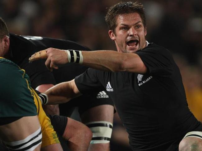 AUCKLAND, NEW ZEALAND - AUGUST 06: Richie McCaw of the All Blacks signals to the referee during the Tri-Nations match between the New Zealand All Blacks and the Australian Wallabies at Eden Park on August 6, 2011 in Auckland, New Zealand. (Photo by Sandra Mu/Getty Images)