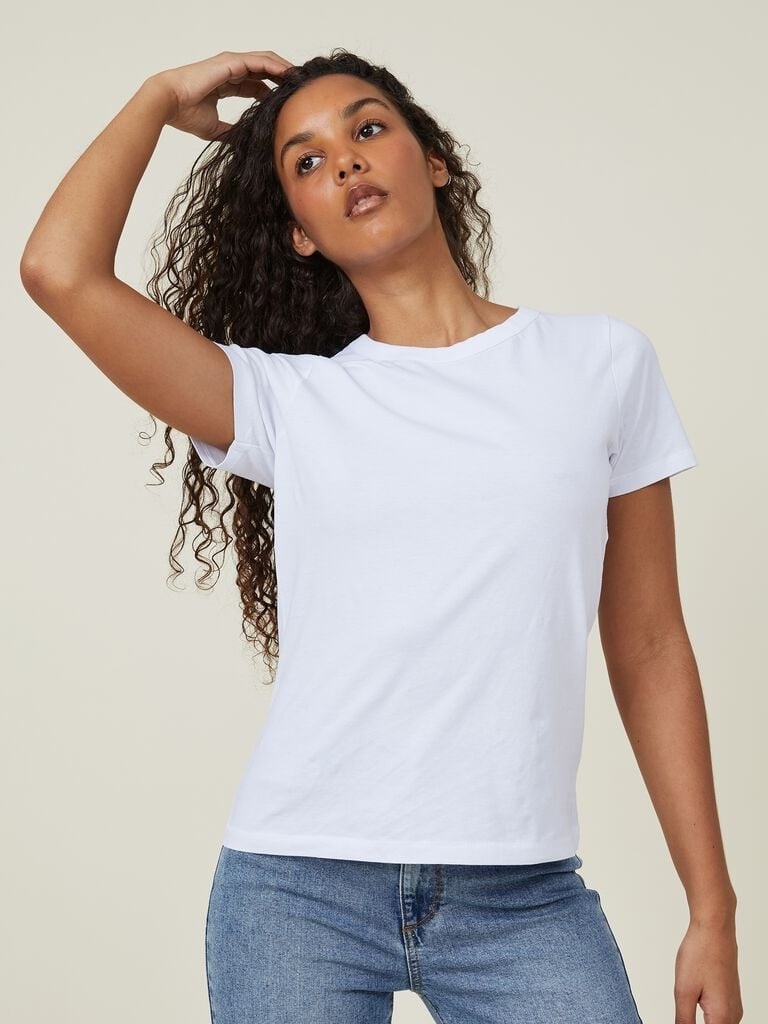 white t shirt