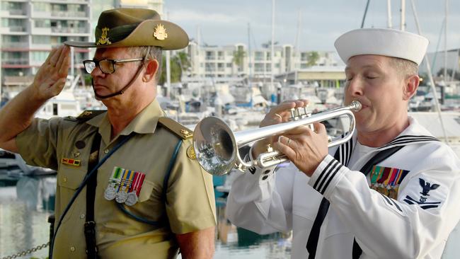 Commemoration dawn service for 80th anniversary of the Battle of the Coral Sea at Anzac Park, Townsville. Major Andrew Ryder and MU2 Justin Malizia. Picture: Evan Morgan