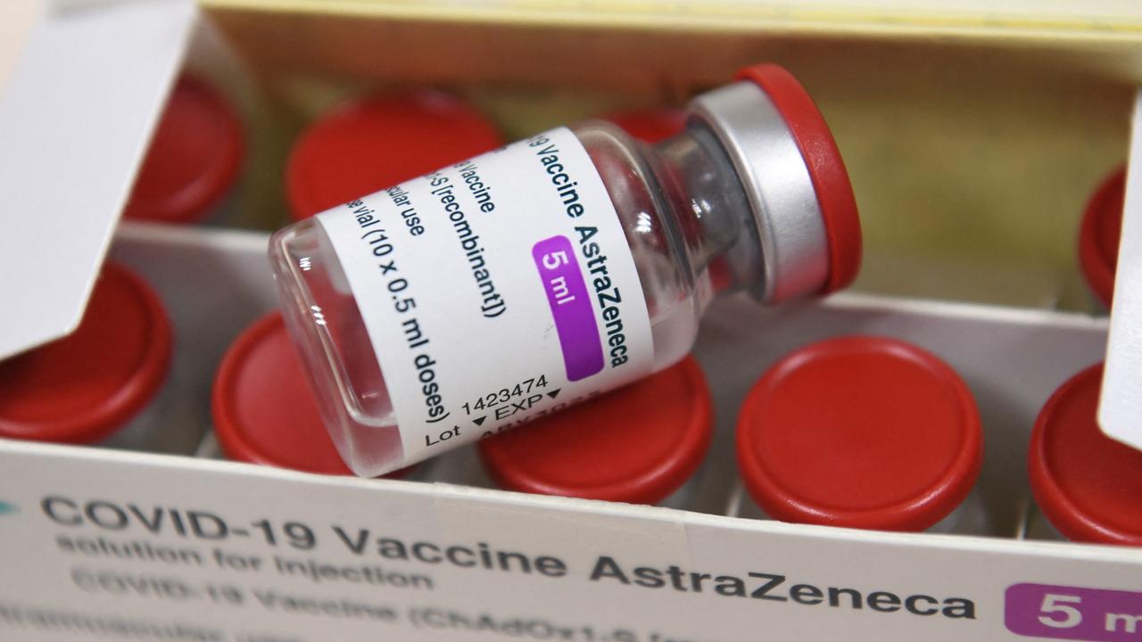 A combination of AstraZeneca and Pfizer vaccines has massively reduced UK cases. (Photo by Alain JOCARD / AFP)