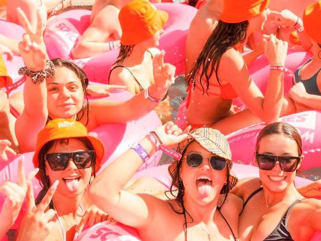 Coast tourism operators braced for Schoolies surge