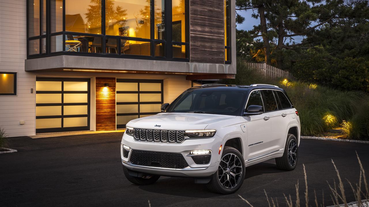 The 2023 Jeep Grand Cherokee is available with a V6 petrol or hybrid drivetrain.