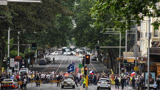 Protesters in Sydney's CBD. Picture: NCA NewsWire / Flavio Brancaleone