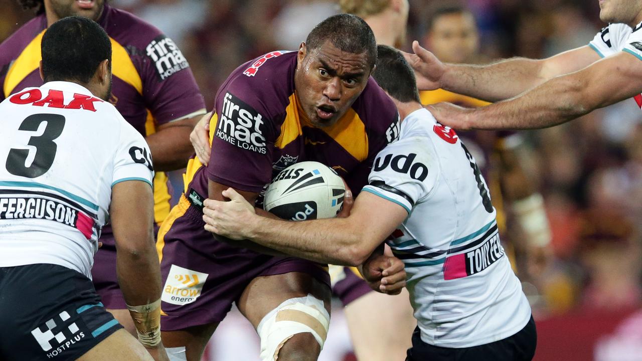 Petero Civoniceva makes Steve Roach’s best side he never played with.
