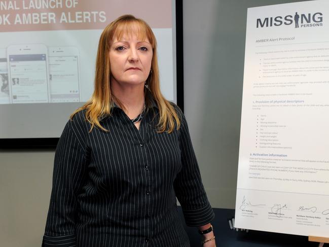 Suzie Ratcliffe, sister of Joanne Ratcliffe who was abducted from the Adelaide Oval at the age of 11 in August 1973, speaks at an Australian Federal Police launch in Melbourne, Thursday, June 22, 2017. Police forces across the country have signed up to supply information about potential abductions to Facebook in time-critical search situations. The AMBER alert will pop up in a user's news feed if Facebook knows they are within 160 km of the search zone.(AAP Image/Joe Castro) NO ARCHIVING