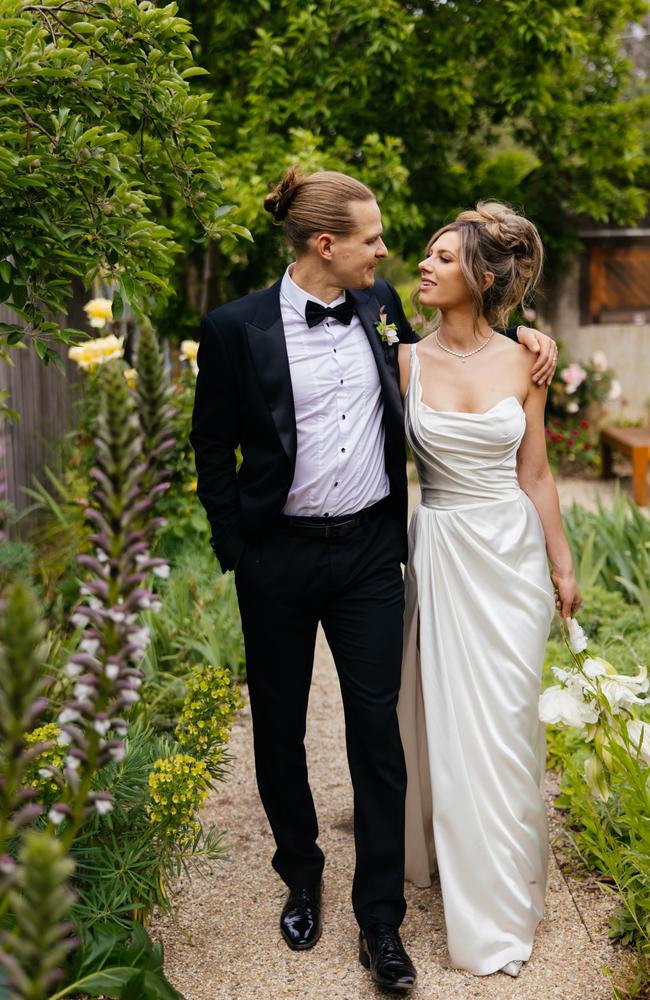 Woody Whitelaw and Mim Gibbs’ at their wedding. Picture: Mimo Weddings