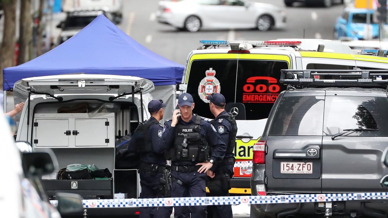 Police shooting on Mary Street in front of the Westin hotel, Brisbane. Photographer: Liam Kidston.