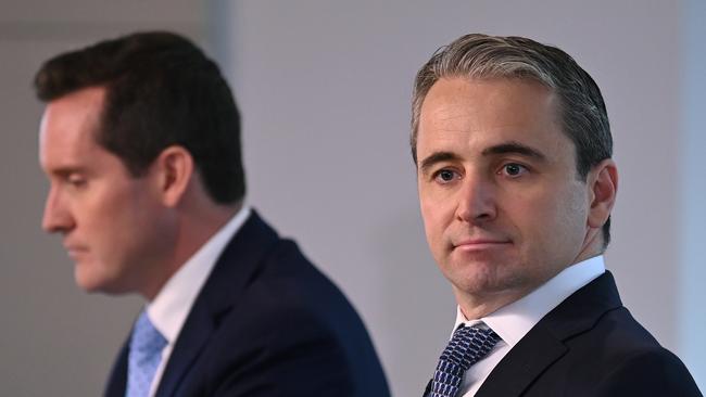 Commonwealth Bank of Australia CEO Matt Comyn (right) and CFO Alan Docherty. The bank has been in discussions with APRA about paying a full-year dividend. Picture: AAP