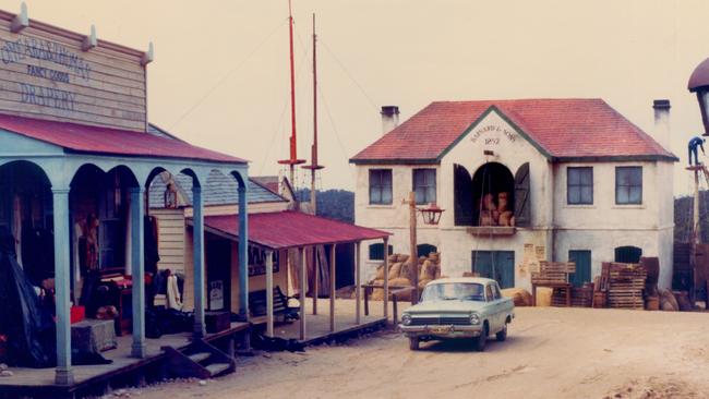 The production featured several well-known actors, including Nicole Kidman and Asher Keddie. Picture courtesy: Martin Wale