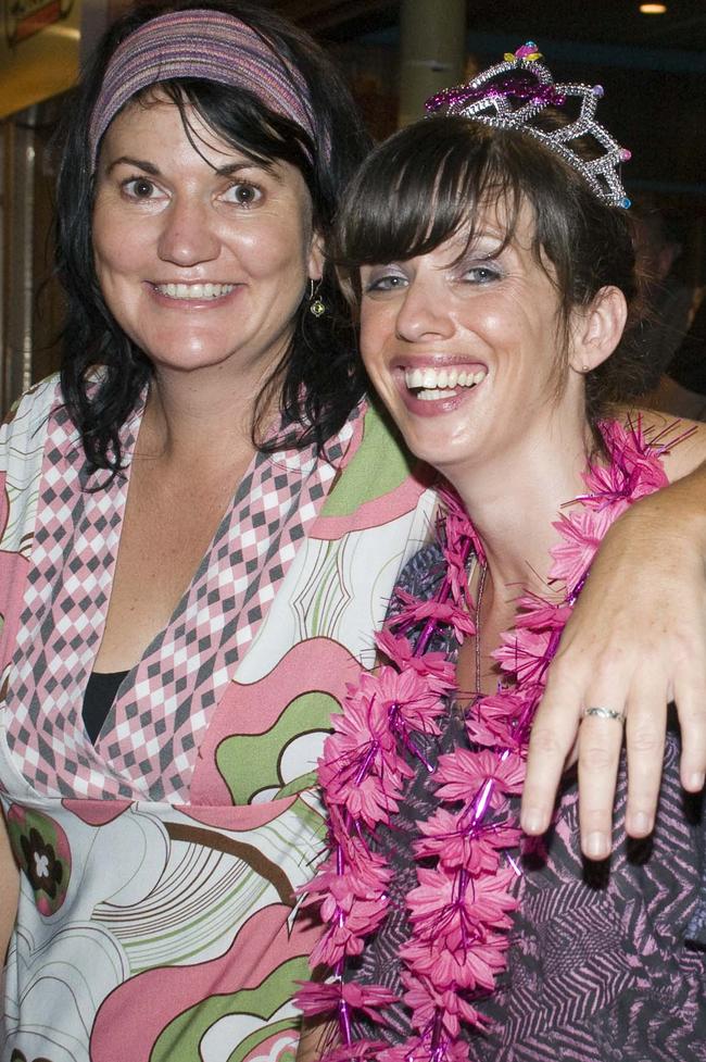 Socials, DJ Vee at Doors Nightclub, Mackay : Louise Fisher, Judith White.