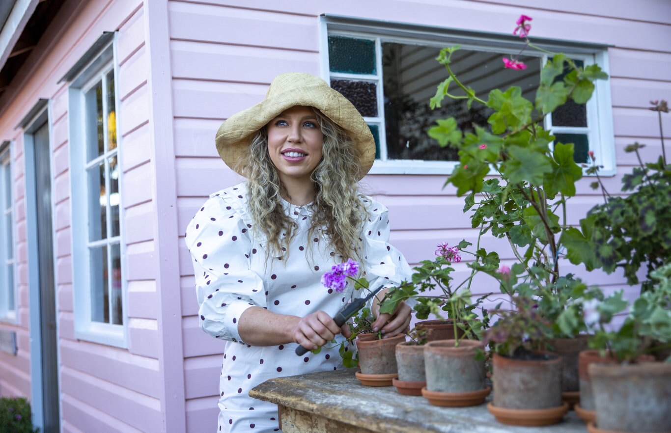 Garden For Good. Caitlyn Mason and Sam Clothier. Picture: Sarah Marshall