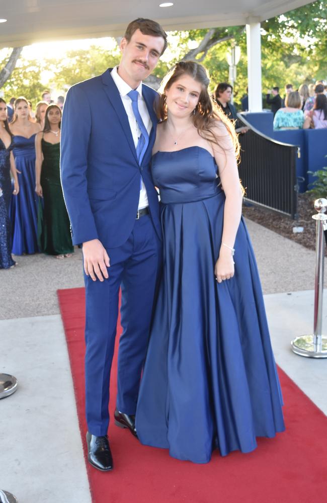 Holly Hunter and her date at the Mountain Creek State High School formal on November 18, 2022. Picture: Sam Turner