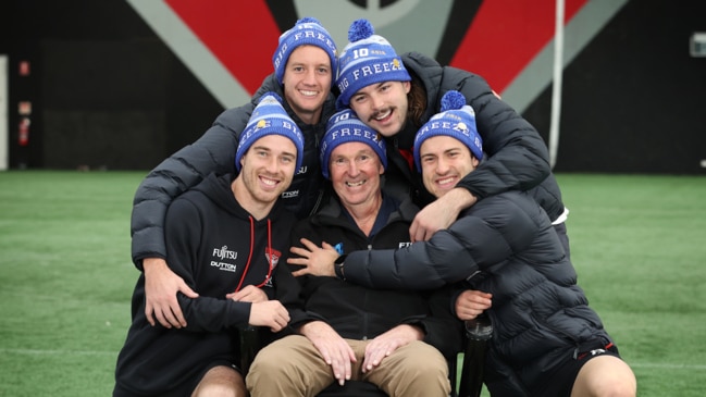 Sports stars proud to take plunge for ‘beaming light’ Daniher at the MCG