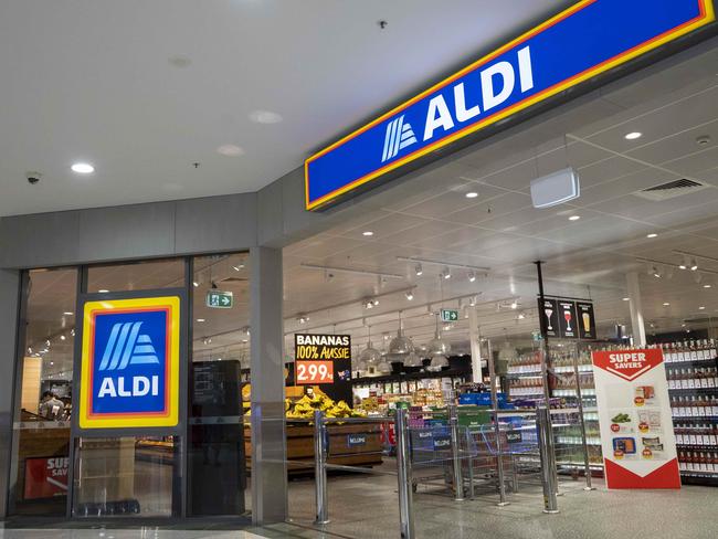 CANTERBURY-BANKSTOWN EXPRESS. Coles will be moving into Chullora Marketplace after Big W moves out at the end of the month. Chullora Marketplace, photographed today 4th of January 2020.  (AAP/Image Matthew Vasilescu)