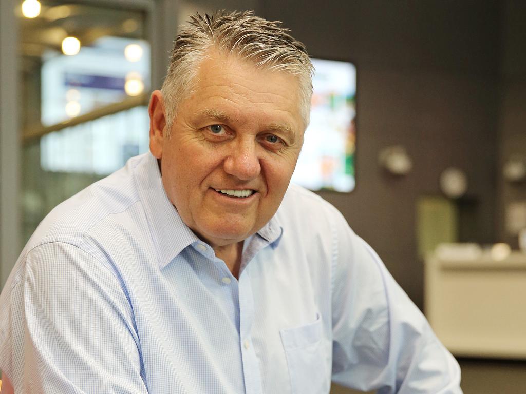 Ray Hadley In Hospital After 2GB Host’s Mid-show Diverticulitis Attack ...