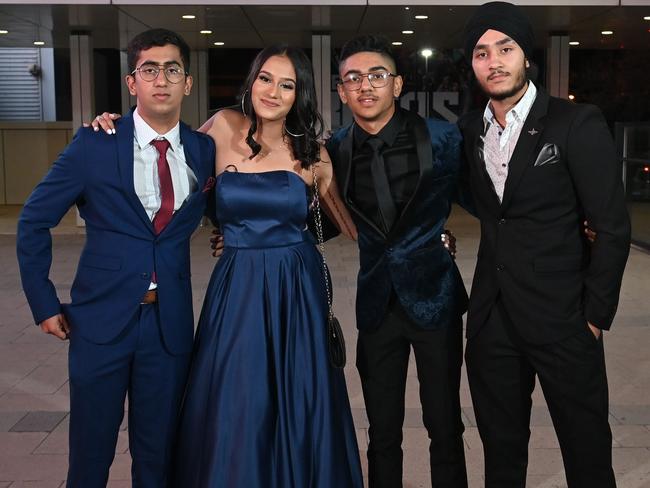 7/5/21. Norwood Morialta school formal picture gallery.Picture: Keryn Steven