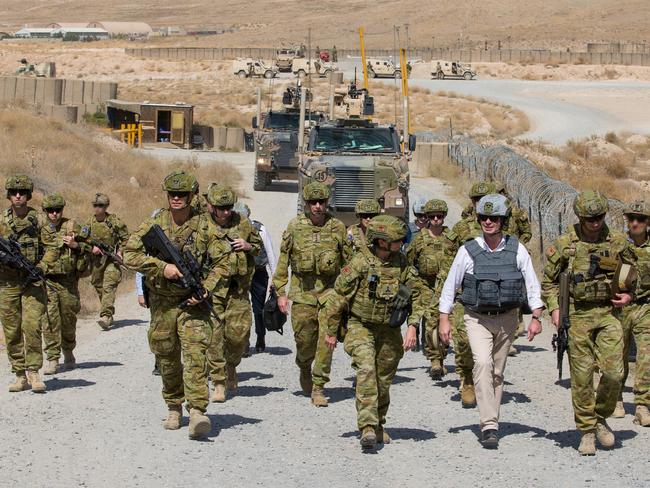 ** UNDER EMBARGO UNTIL 11PM FRIDAY 28 SEPTEMBER 2018 ** Minister Christopher Pyne visiting the troops in the Middle East. Minister for Defence, the Hon Christopher Pyne, MP (centre right), is escorted to Camp Qargha near Kabul by Australian Defence Force personnel during his visit to Afghanistan. *** Local Caption *** Minister for Defence, the Hon Christopher Pyne, MP, travelled to the Middle East on 26-27 September 2018 where he spent time with Australian personnel, and met key leaders in Afghanistan and the United Arab Emirates.  Minister Pyne was accompanied by the Chief of the Defence Force, General Angus Campbell, AO, DSC.   During the visit to Kabul, where Minister Pyne stayed overnight, he thanked Australian personnel deployed on Operation Highroad, Australiaâ€™s contribution to NATOâ€™s Resolute Support mission in Afghanistan.   Minister Pyne also visited the Australian Defence Force Task Group at Hamid Karzai International Airport, Headquarters Resolute Support, and the Marshal Fahim National Defense University where approximately 300 Australian personnel support the development of the Afghan National Defense and Security Forces through the current train, advise and assist mission.   During his visit to Afghanistan, Minister Pyne met Lieutenant General Tariq Shah Bahrami, the Afghan Minister for Defence, as well as the Commander of the NATO-led Resolute Support mission, General Scott Miller from the United States.