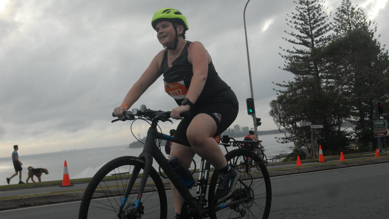 Action from the sprint event at the 2023 Mooloolaba Triathlon.