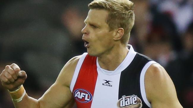 Nick Riewoldt celebrates a goal for St Kilda.