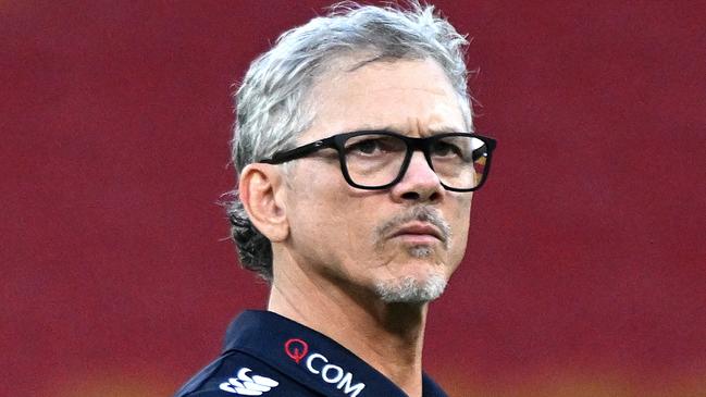 BRISBANE, AUSTRALIA - FEBRUARY 21: Coach Les Kiss of the Reds is seen before the round two Super Rugby Pacific match between Queensland Reds and Moana Pasifika at Suncorp Stadium, on February 21, 2025, in Brisbane, Australia. (Photo by Bradley Kanaris/Getty Images)